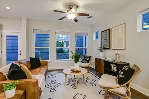 Living - 2001 Tramson Dr, Austin, TX 78741 photo 1 of 1