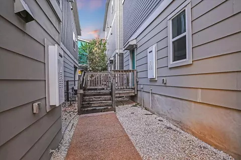 Exterior - 2001 Tramson Dr, Austin, TX 78741 photo 3 of 9