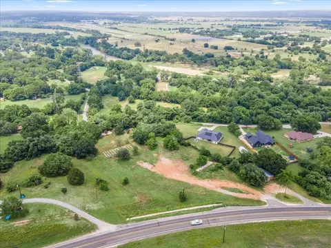 180 Fm 2571, Smithville, TX 78957