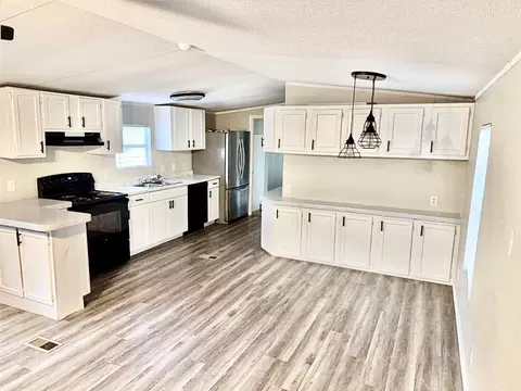 750 Oak Mdws, San Marcos, TX 78666