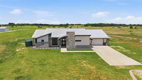 374 County Road 236, Florence, TX 76527