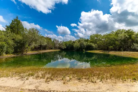 2088 Baca Loop, Flatonia, TX 78941 photo 18