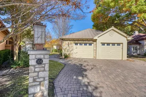 104 Mason Ct, Horseshoe Bay, TX 78657
