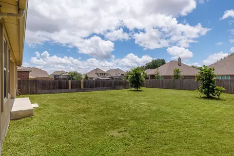 Exterior - 824 Tabernash Dr, Leander, TX 78641 photo 5 of 6