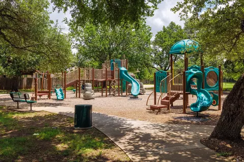 View/Area - 824 Tabernash Dr, Leander, TX 78641 photo 3 of 4