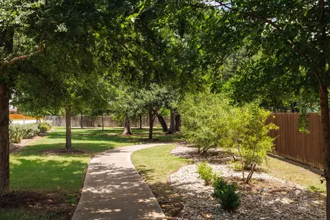 View/Area - 824 Tabernash Dr, Leander, TX 78641 photo 2 of 4