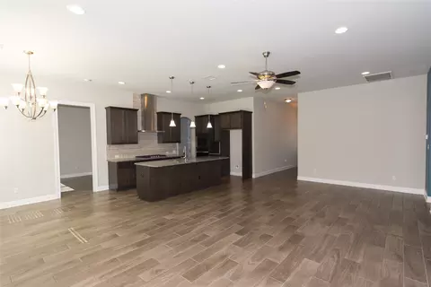 4733 Collins St, Round Rock, TX 78681