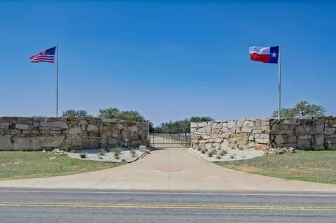 6600 State Highway 71, Llano, TX 78643