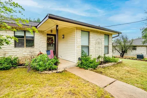 104 Clear Springs Rd, Georgetown, TX 78628