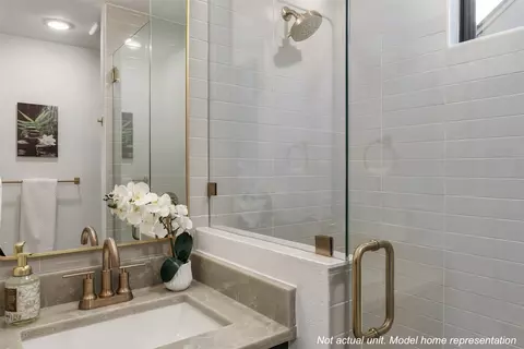 Bath - 605 E 55th St #4, Austin, TX 78751 photo 5 of 5