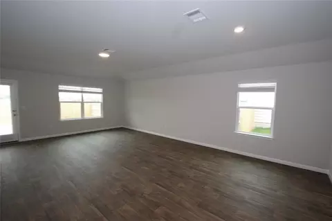 484 Dove Trl, Bertram, TX 78605 photo 2