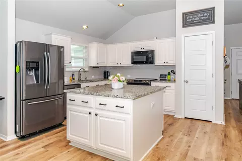 Kitchen - 303 Schuyerville Dr, Elgin, TX 78621 photo 5 of 5