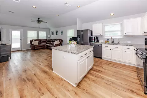 Kitchen - 303 Schuyerville Dr, Elgin, TX 78621 photo 1 of 5