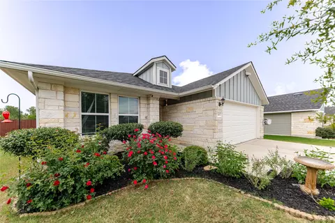 Exterior - 303 Schuyerville Dr, Elgin, TX 78621 photo 4 of 14