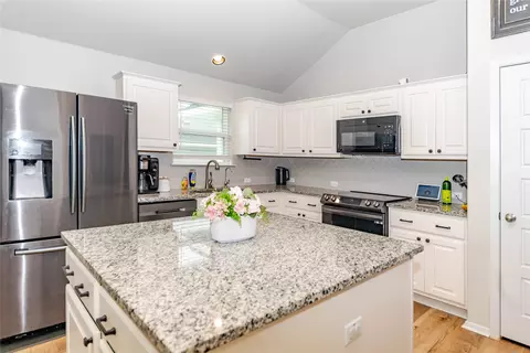 Kitchen - 303 Schuyerville Dr, Elgin, TX 78621 photo 3 of 5