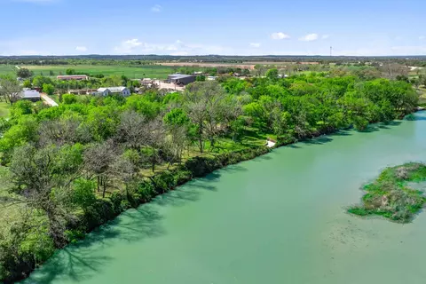 571 Ranch Road 1, Stonewall, TX 78671
