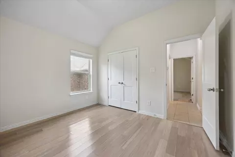148 Peacock Trl, Buda, TX 78610 photo 8
