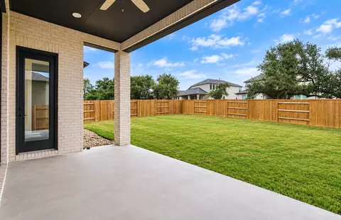 Exterior - 404 Jackson River Loop, Kyle, TX 78640 photo 4 of 7