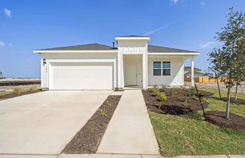 105 Lindheimer Ln, San Marcos, TX 78666