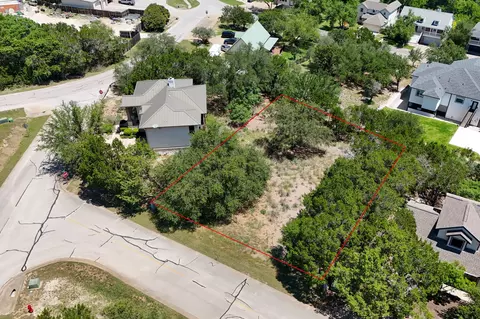 18510 Lakehead Cir, Lago Vista, TX 78645