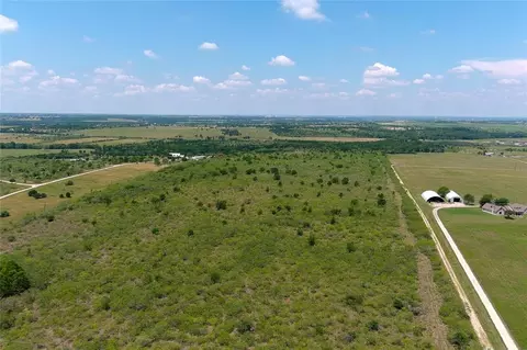 8079 Fm 2001 Hwy, Lockhart, TX 78644