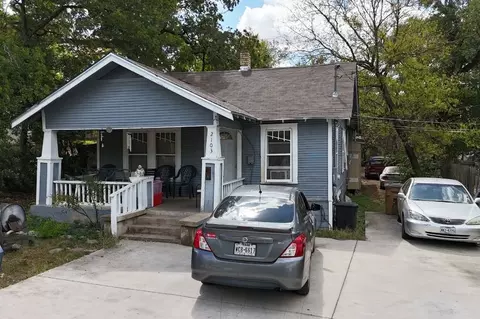 2103 E 12th St, Austin, TX 78702