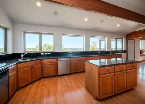Kitchen - 440 Balcones Ridgeway, Bertram, TX 78605 photo 3 of 4