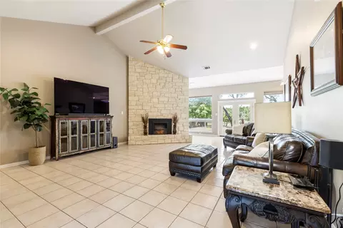 515 Liberty Dr, Liberty Hill, TX 78642