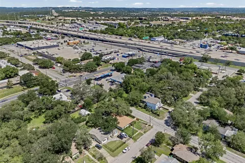 1906 Redd St, Austin, TX 78745 photo 12