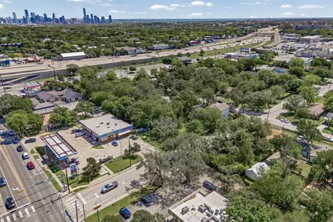 1906 Redd St, Austin, TX 78745 photo 14