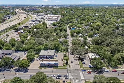 1906 Redd St, Austin, TX 78745 photo 10