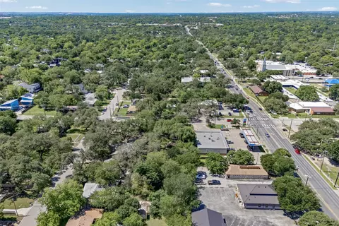 1906 Redd St, Austin, TX 78745 photo 8