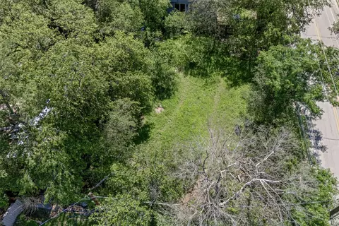 1906 Redd St, Austin, TX 78745 photo 11