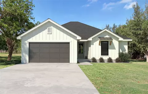 1104 Gravel St, San Marcos, TX 78666