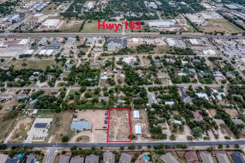 1004 S West Dr, Leander, TX 78641 photo 6