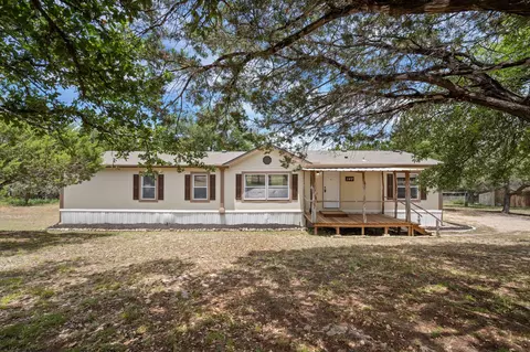 140 Creedmore Dr, Liberty Hill, TX 78642