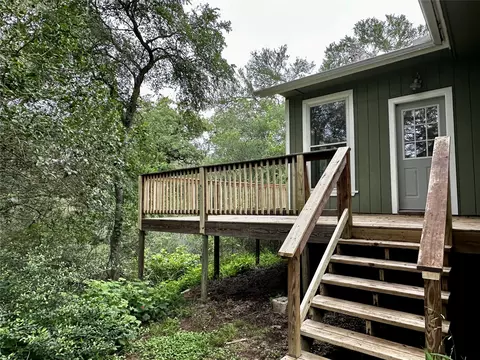 156 Clover Rd, Cedar Creek, TX 78612