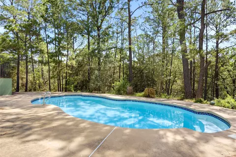 103 Kamaiki Dr, Bastrop, TX 78602