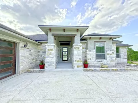 25012 Montana Creek Xing, Marble Falls, TX 78654