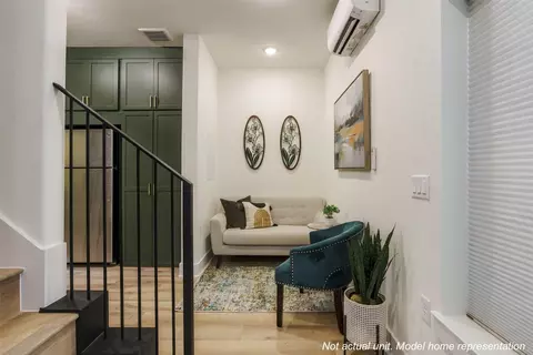 Entry Way - 605 E 55th St #5, Austin, TX 78751 photo 2 of 5