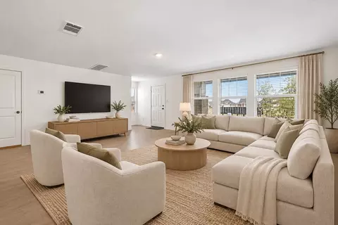 Living - 321 Keefer, Kyle, TX 78640 photo 1 of 3