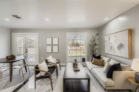 7004 E Meadow Bend Dr, Austin, TX 78724