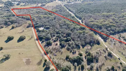 440 Boulton Creek Rd, Muldoon, TX 78949