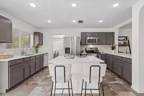 Kitchen - 7451 Pusch Ridge Loop, Austin, TX 78749 photo 1 of 3