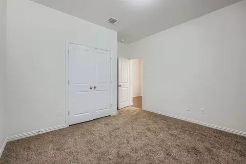 Bedroom - 154 Eagle Ford Dr, Kyle, TX 78640 photo 7 of 9