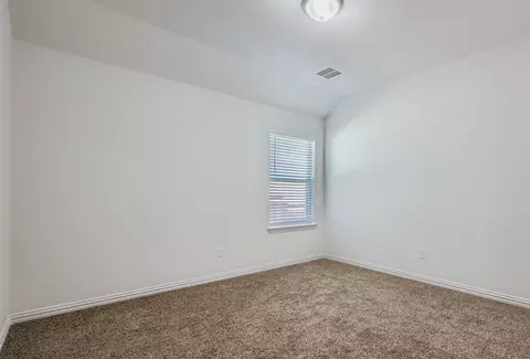 Bedroom - 154 Eagle Ford Dr, Kyle, TX 78640 photo 6 of 9