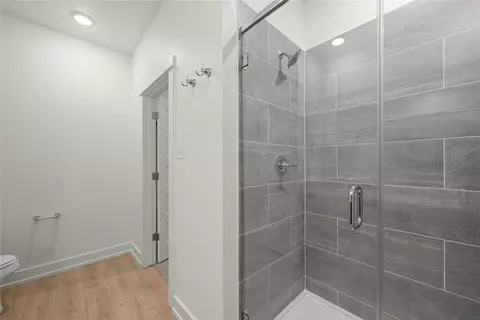 Bath - 544 Gus Loop, Georgetown, TX 78626 photo 1 of 2