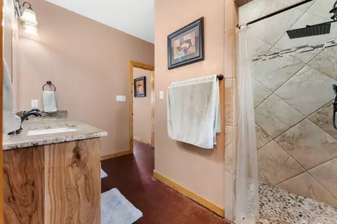Bath - 935 Highway 21 E, Bastrop, TX 78602 photo 1 of 4