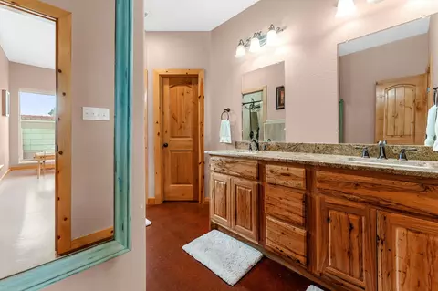 Bath - 935 Highway 21 E, Bastrop, TX 78602 photo 3 of 4
