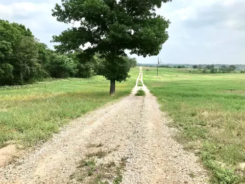 1672 Sayers Rd, Bastrop, TX 78602 photo 2